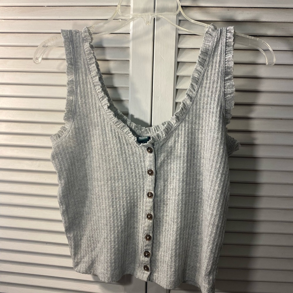 Wild Fable grey top